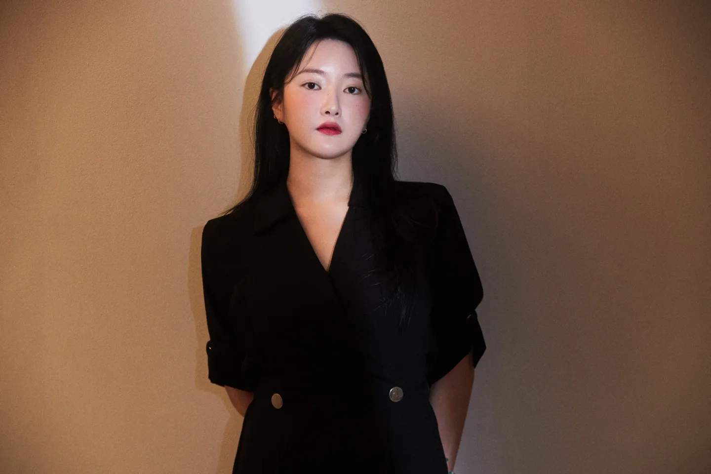 Korean seoul hair salon 약수역 미용실 신당동 미용실 약수 미용실 약수동 미용실 그림 グリム - AVAヘアサロンソウルのスタイリスト、ロングストレート